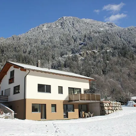 Stefanie アパート *